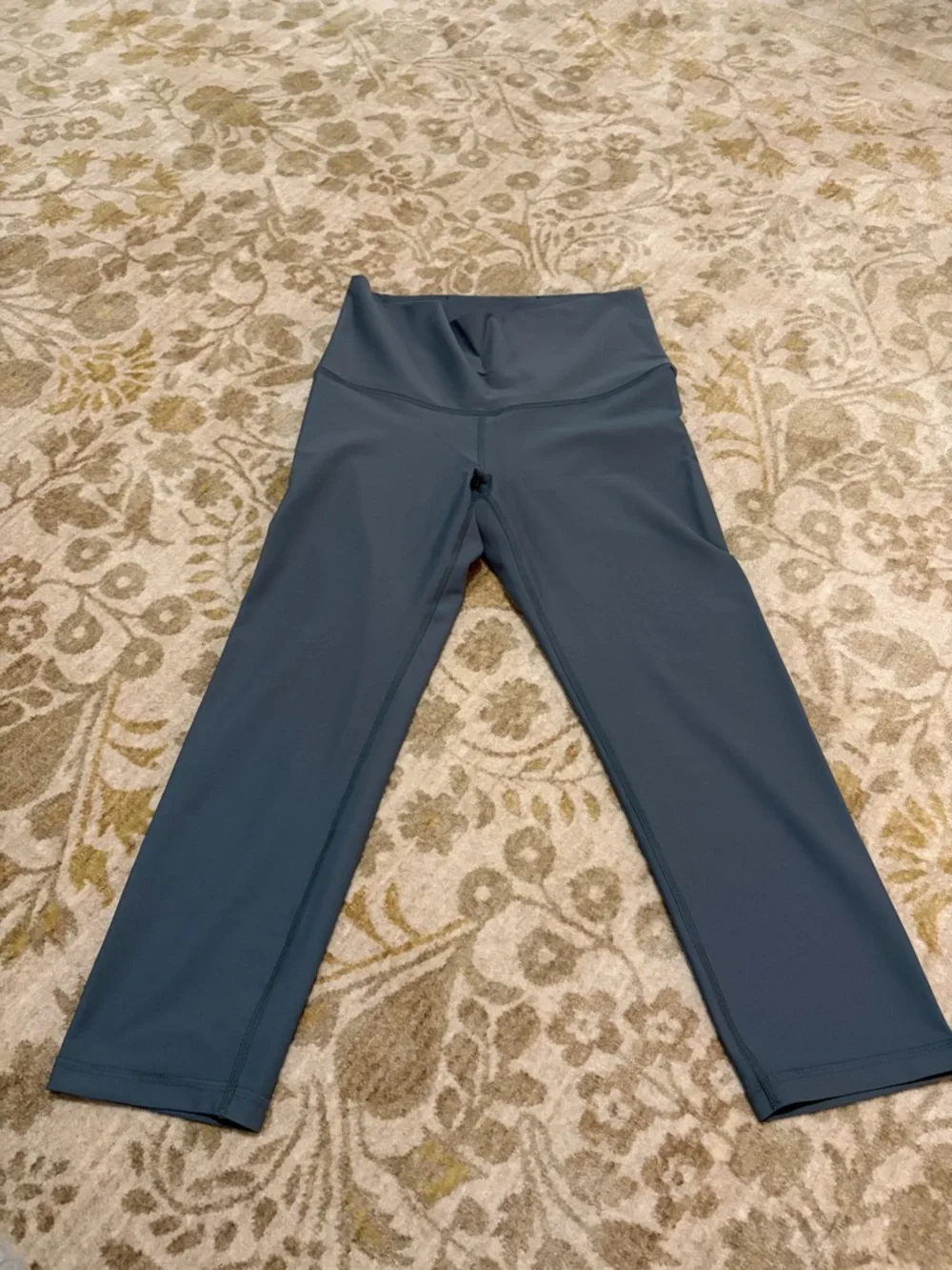 Old Navy High-Waist Leggings in Forest Green, Dusty Blue, Navy & Black 7/8 crop - Picture 3 of 5
